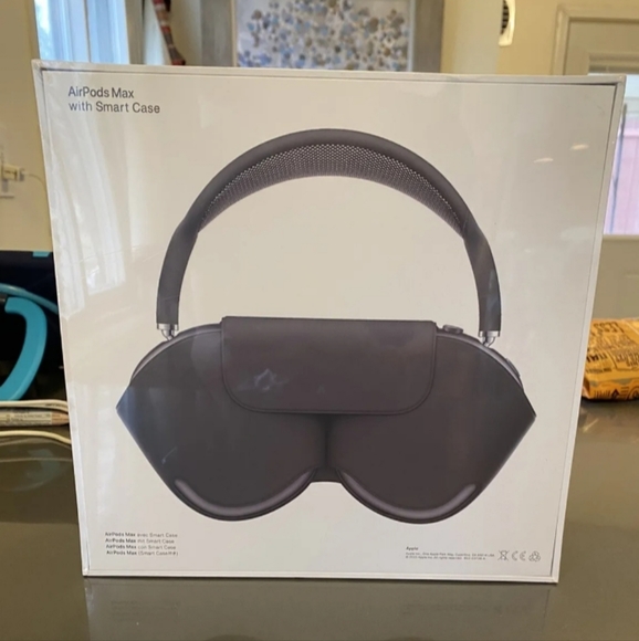 Apple Airpod Maxes - Picture 2 of 2